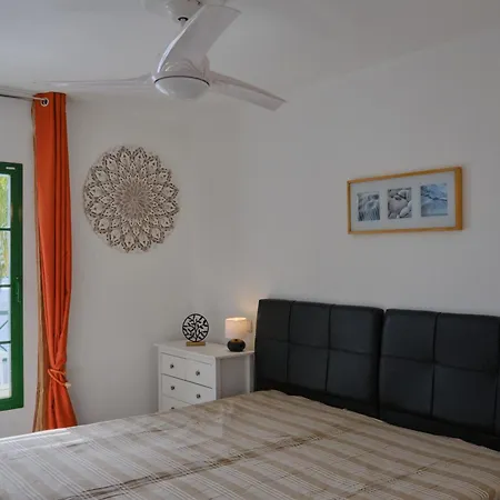 Apartment Floor Ocean Views Lanzamar - Renovated Gem With A Sunny, Private Terrace & Elevator & Pool - Puerto Del Carmen Puerto del Carmen (Lanzarote)