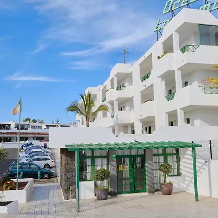 Floor Ocean Views Lanzamar - Renovated Gem With A Sunny, Private Terrace & Elevator & Pool - Puerto Del Carmen Apartment