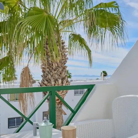 Floor Ocean Views Lanzamar - Renovated Gem With A Sunny, Private Terrace & Elevator & Pool - 卡门港